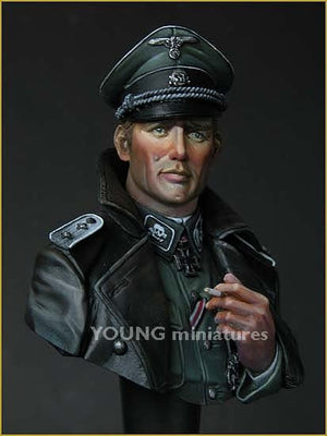 Young Miniatures YM1811 Officier SS TOTENKOPF Seconde Guerre mondiale 1/10 – image 2