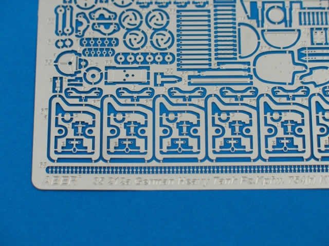 Aber 35212 Char lourd allemand Pz.Kpfw. 754(r) KV-2 - vol.1 - set de base (1/35) – immagine 3