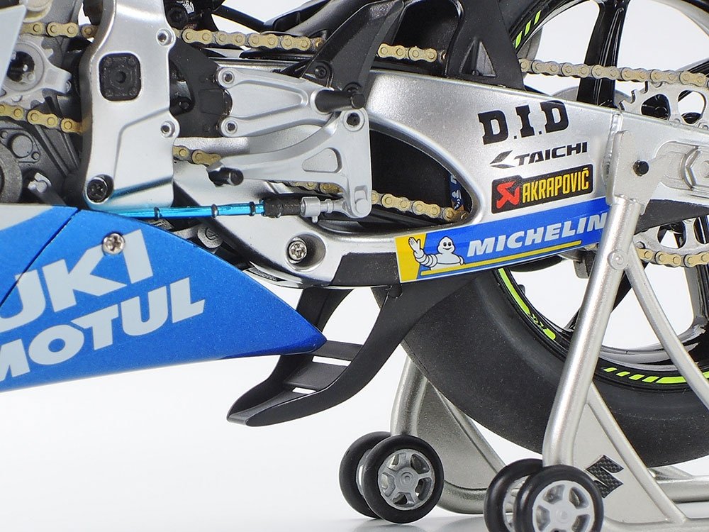Tamiya 14139 Team Suzuki ECSTAR GSX-RR &amp;#39;20 1/12 – image 8