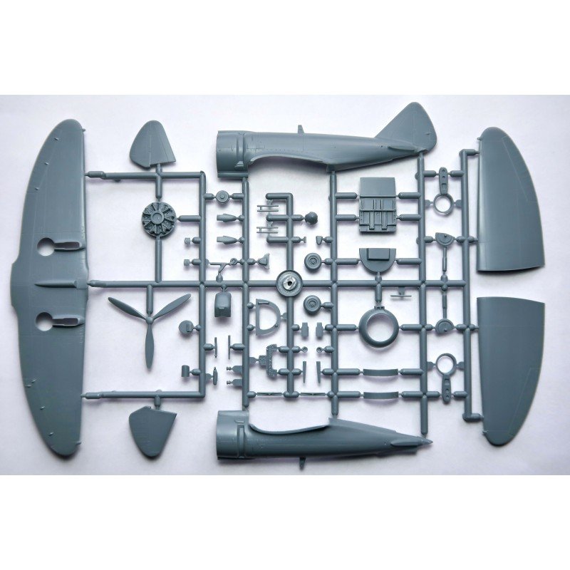 Épée 72112 Reggiane Re.2000GA Falco 1/72 – image 3