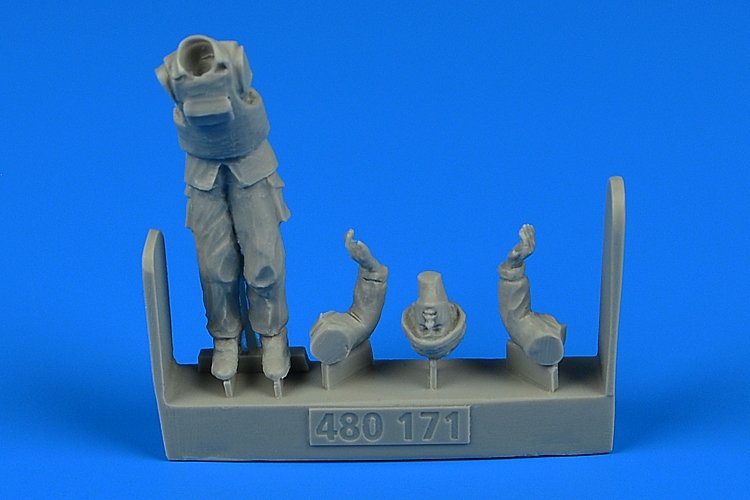 Aerobonus 480171 Commandant de l'armée britannique moderne pour BAE Warrior 1/48 Airfix