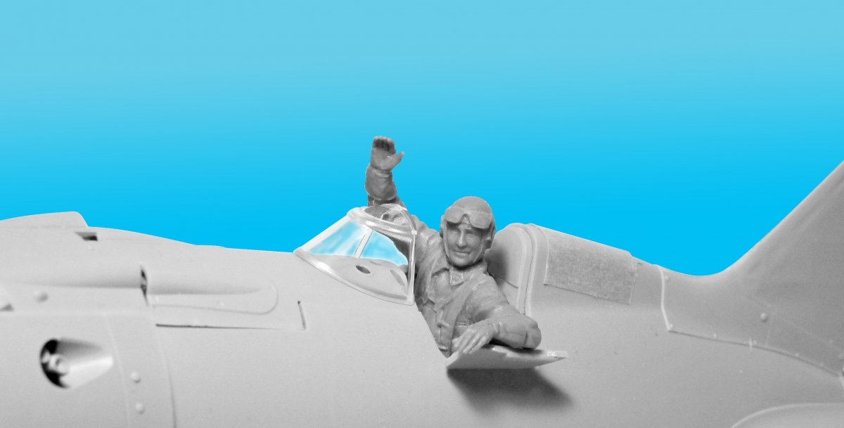ICM 32102 Pilotes VVS RKKA 1939-1942 3 figurines (1/32) – image 4
