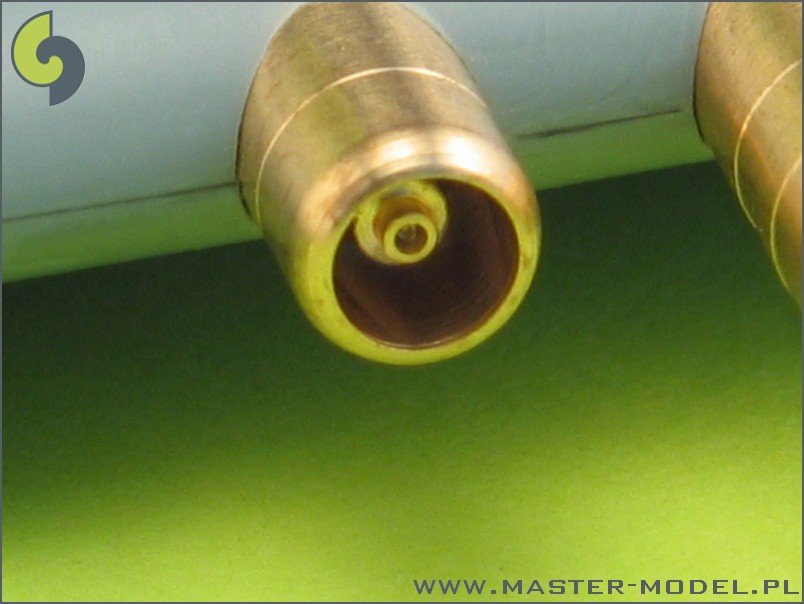 Master AM-32-020 Supermarine Spitfire E wing late - Hispano 20mm &amp;amp; .50cal in fairings 1/32 – zdjęcie 5