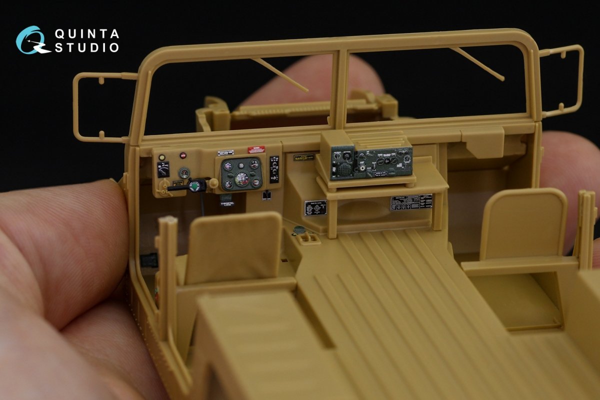 Intérieur imprimé en 3D et coloré sur papier décalcomanie pour la gamme HUMVEE de Quinta Studio QD35039 (Tamiya) à l&amp;#39;échelle 1/35 – image 6