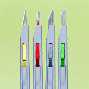 Ensemble de 4 couteaux de sécurité rétractables Modelcraft PKN3216-S – immagine 2