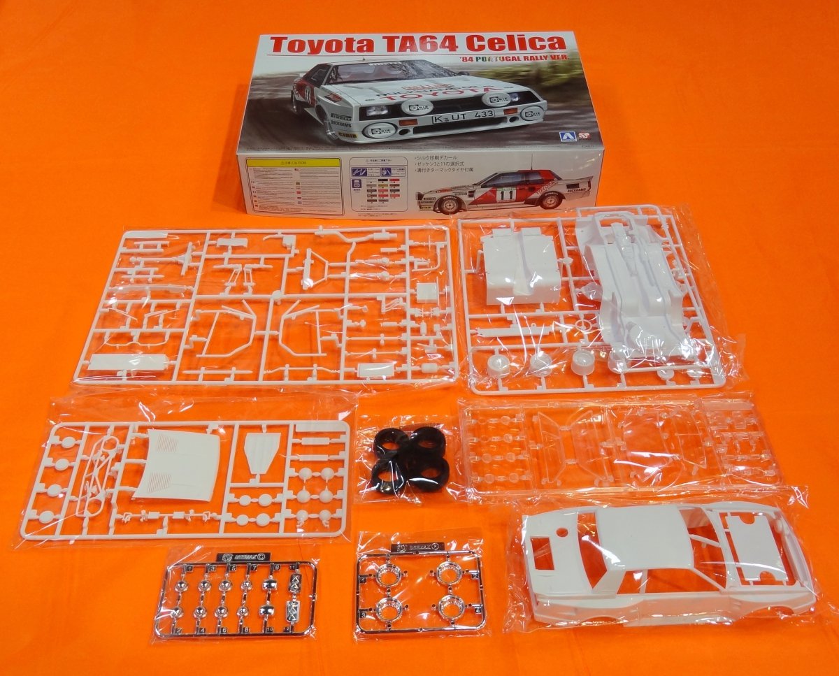Beemax 24011 Toyota TA64 Celica &amp;#39;84 VERSION RALLYE DU PORTUGAL (1/24) – imagen 8
