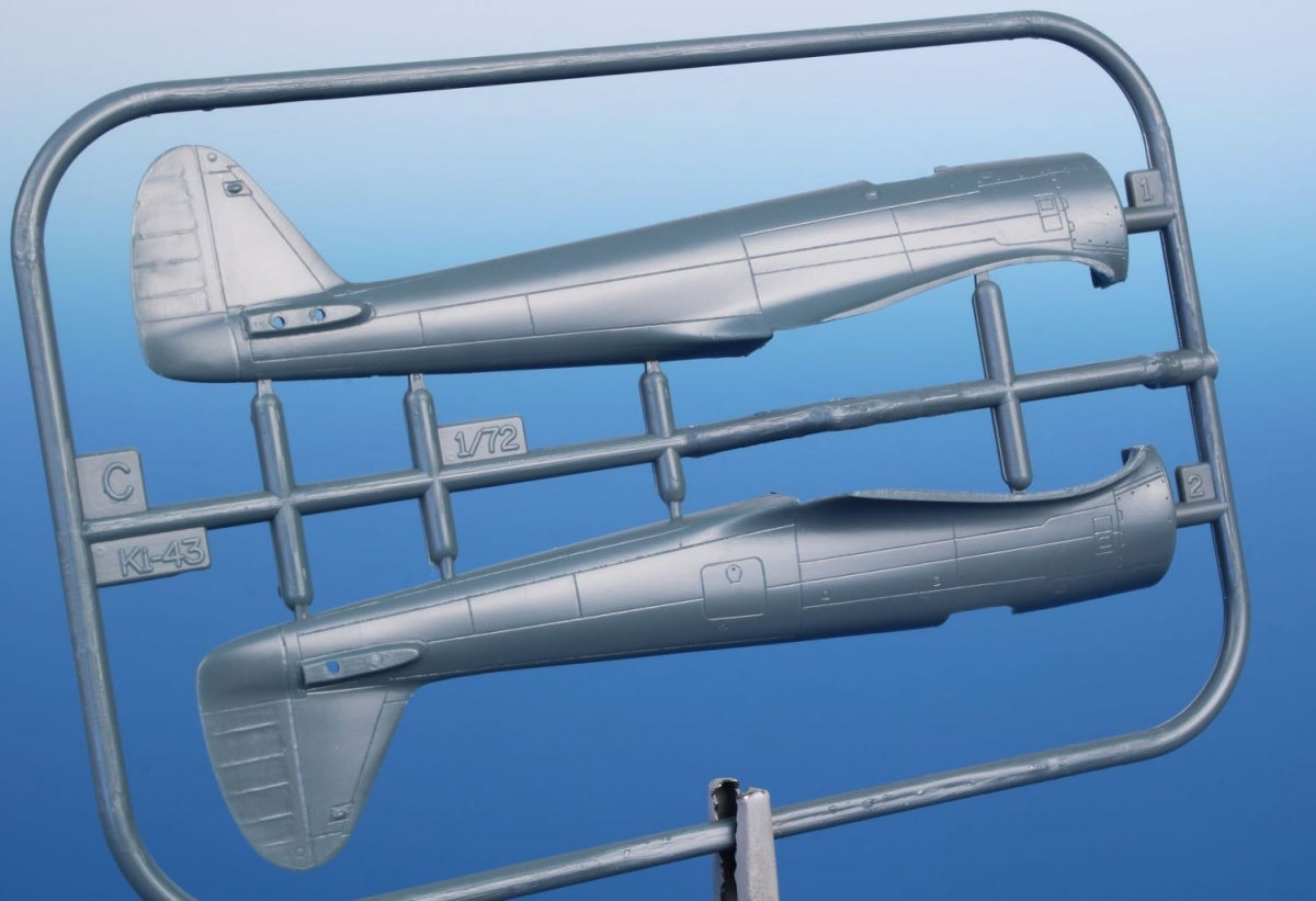 Special Hobby 72488 Nakajima Ki-43-III Hayabusa Fighter And Special Attack Units 1/72 – zdjęcie 5