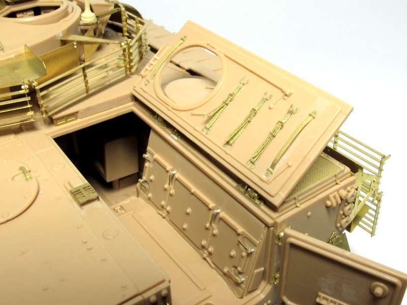 ET Model E35-040 Véhicule de combat d&amp;#39;infanterie russe BMP-3 avec blindage additionnel (pièce de base) (pour TRUMPETER 00365) (1/35) – immagine 12