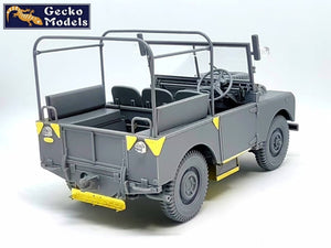 Gecko Models 35GM0062 Véhicule utilitaire britannique FV18001 Mk.1 80 pouces 4x4 avec toit en toile (première version) 1/35 – imagen 7