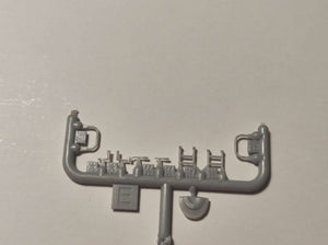 Réponse AA72002 PZL W-3A Sokół TOPR Hélicoptère de sauvetage 1/72 – image 13