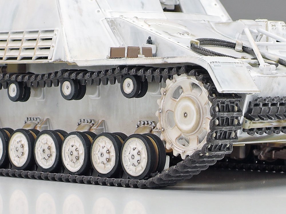 Tamiya 32600 Canon antichar lourd automoteur allemand Nashorn 1/48 – image 4