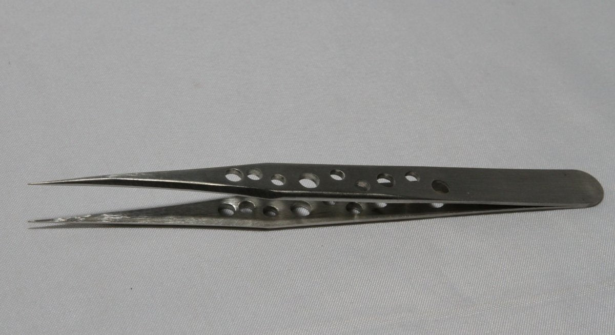 Pince à épiler droite U-Star UA-90210 (pince à épiler en acier - droite)