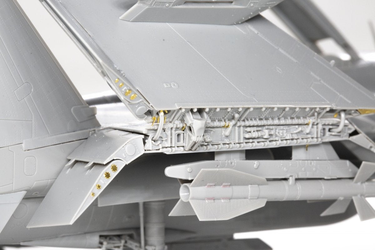 MiniBase 8001 SU-33 Flanker-D 1/48 – immagine 27