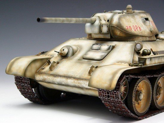 Trumpeter 00905 T-34/76 Modèle 1942 1/16 – image 8