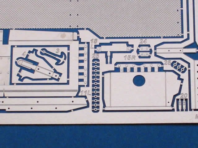 Aber 35198 Canon automoteur antichar allemand Sturmgeschütz III, Ausf.B (Sd.Kfz. 142) - vol. 2 - jeu supplémentaire - ailes (1/35) – image 2