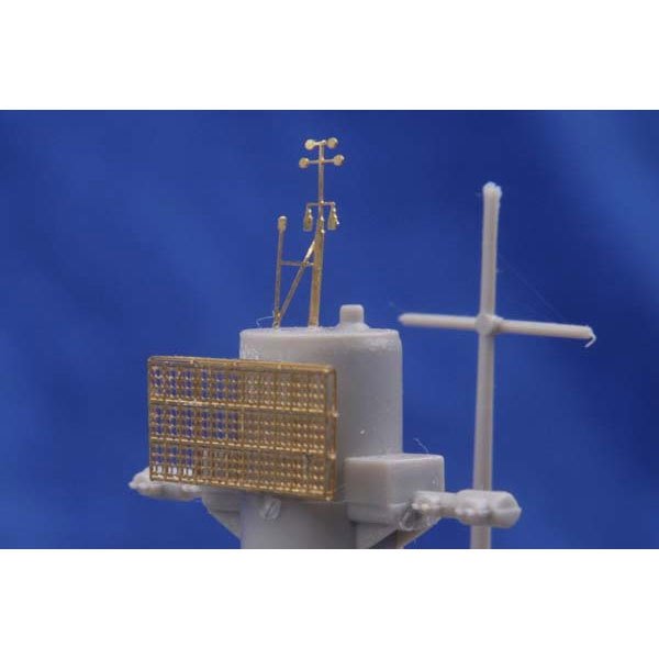 MK1 Design MD-35012 Pont en bois Hipper TRU 1/350 – image 4