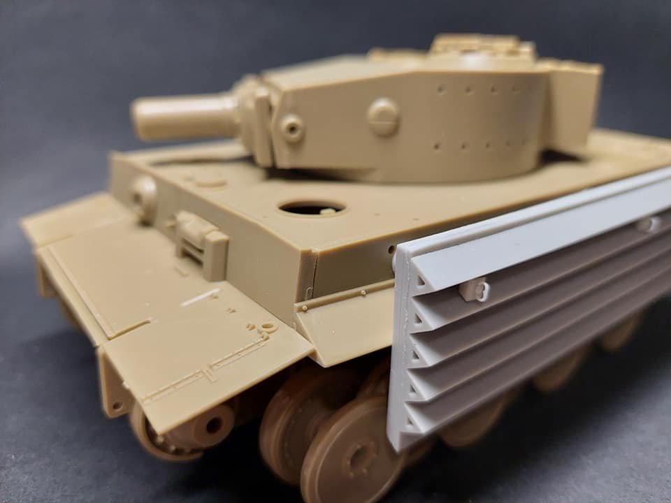 Panzer Art RE35-685 Char Tigre I sapeur en bois « Bruckentafel » 1/35 – immagine 4