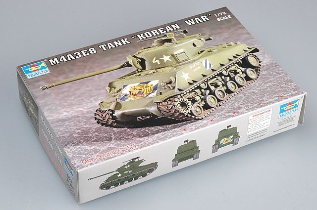 Trumpeter 07229 Char M4A3E8 (chenille T80) (1/72) – image 2