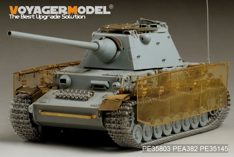 Voyager modèle PEA382 allemand Pz.Kpfw.IV Ausf.J avec tourelle Panther F &amp;quot;Thoma Shields&amp;quot; grillage schürzen 1/35  – image 3
