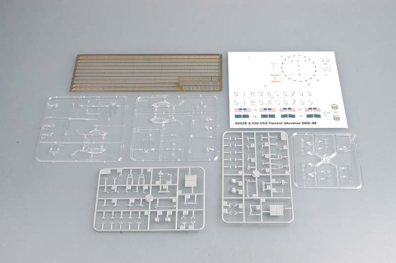 Trumpeter 04528 USS Forrest Sherman DDG-98 1/350 – zdjęcie 2