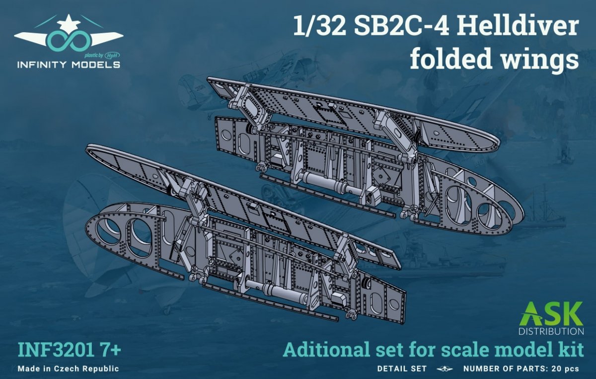 Infinity Models INF3201-07+ SB2C-4 Helldiver ailes repliées 1/32