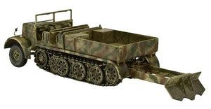 Revell 03100 Sd.Kfz. 9 Famo avec pelle à terre (1/72) – image 2