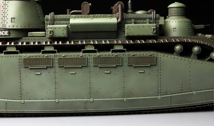Maquette Meng TS-009 Char 2C Char super lourd français (1/35) – image 4