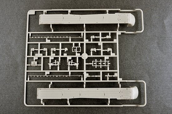 Trumpeter 09587 Char de combat principal russe T-80BVM 1/35 – image 11