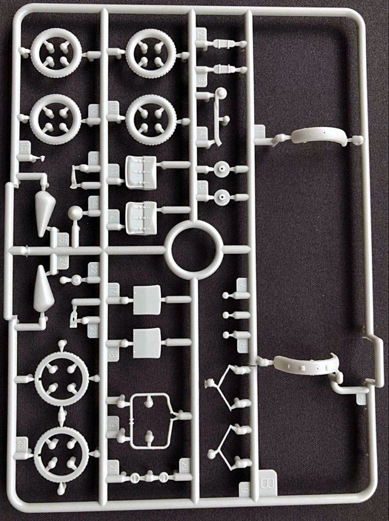 Moto militaire américaine Thunder Model 35003 Indian 741B 1/35 – Bild 9