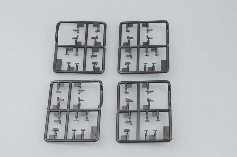 Trumpeter 00504 M9 World Pistol Selections 1/35 – imagen 4