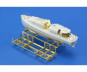 Eduard 53104 USS Arizona partie 3 - canots de sauvetage TRUMPETER 1/200 – image 3