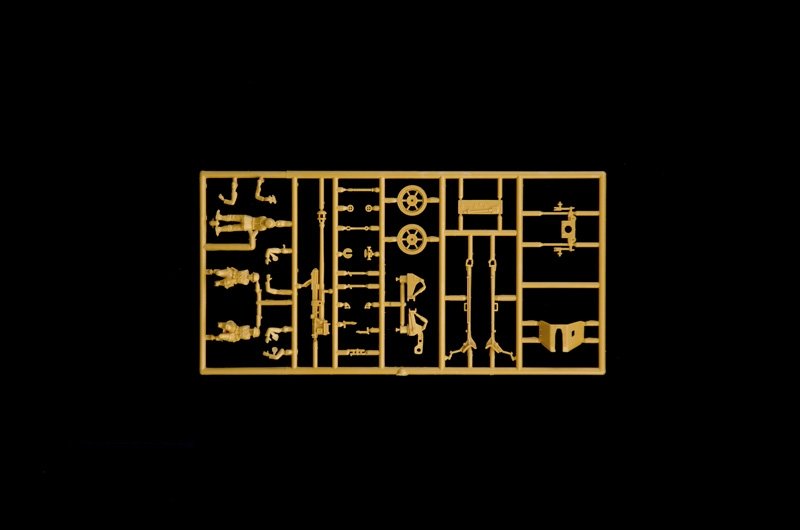 Italeri 7047 SD. Kfz. 234/4 1/72 – image 7