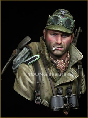 Jeunes Miniatures YM1836 GEBIRGSJAGER ALLEMAND 1942 1/10