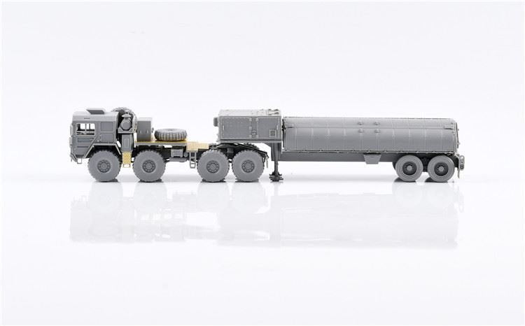 Modelcollect UA72096 Tracteur OTAN M1014 MAN et missile de croisière terrestre BGM-109G (1/72) – image 6
