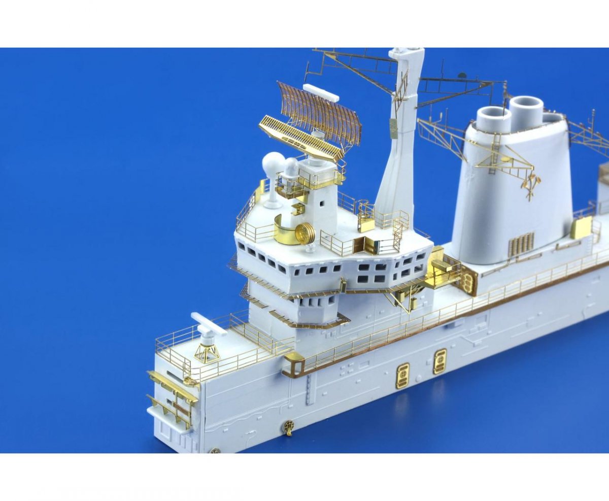 Eduard 53136 Superstructure du HMS Illustrious AIRFIX 1/350 – Bild 6