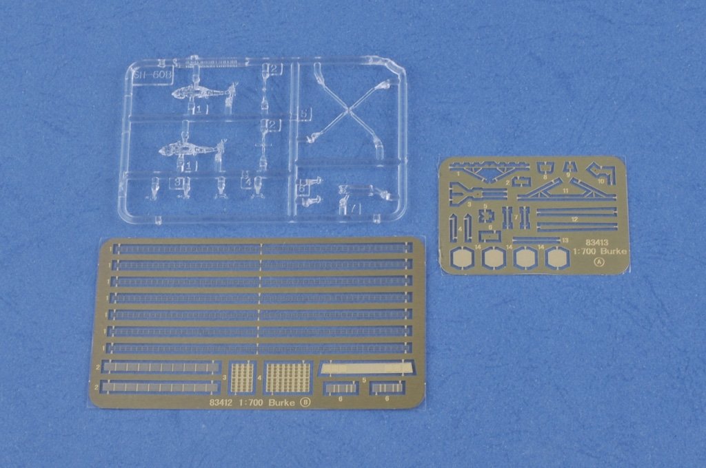 Hobby Boss 83414 USS Forrest Sherman DDG-98 1/700 – image 7