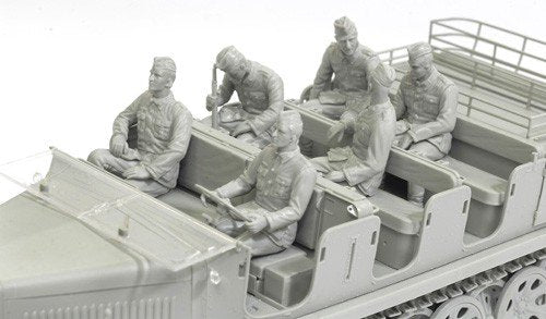 Dragon 6545 Sd.Kfz.7 8t Semi-chenillé Première production avec équipage (1/35)  – image 4