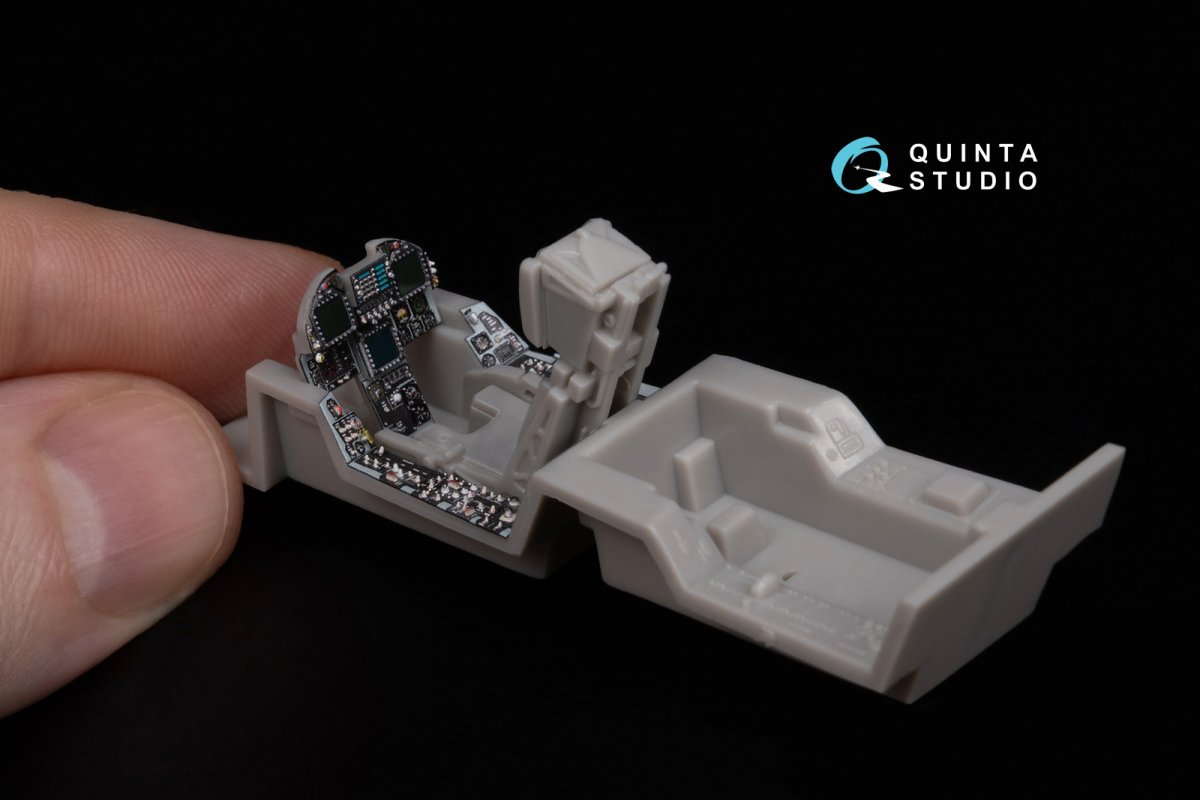 Quinta Studio QDS-48302 F/A-18C late 3D-Printed &amp;amp; coloured Interior on decal paper (Hasegawa) (Small version) 1/48 – zdjęcie 8