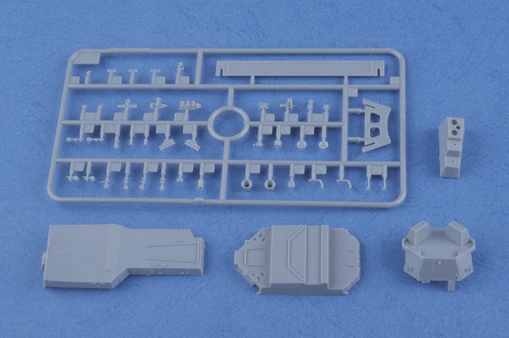 Hobby Boss 83414 USS Forrest Sherman DDG-98 1/700 – image 9