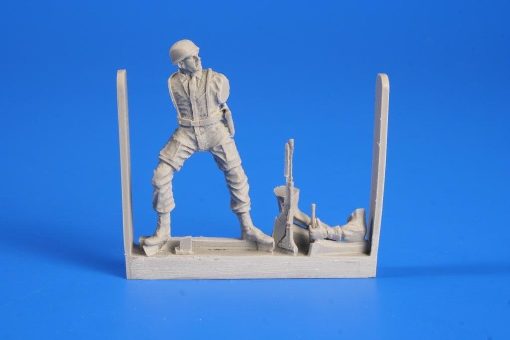 CMK F48269 Parachutistes allemands de la Seconde Guerre mondiale avec FG-42 1/48