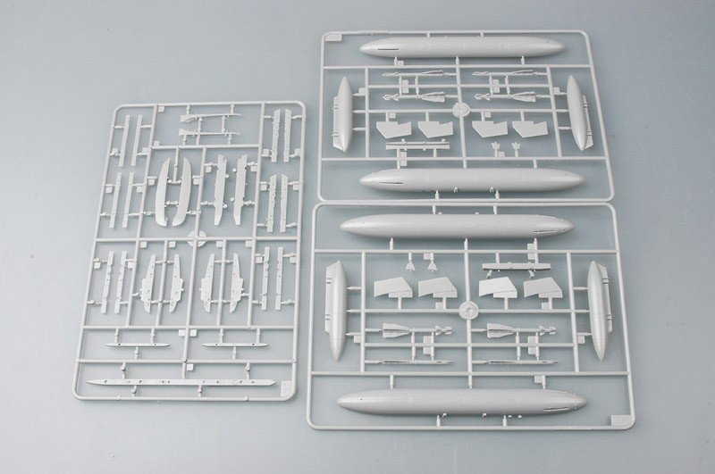 Trumpeter 02835 Su-24M Fencer-D 1/48 – image 10