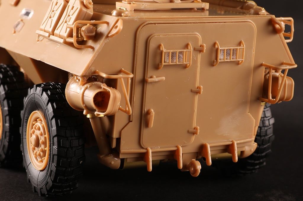 Hobby Boss 84573 LAV300 Canon Cockerill 90 mm 1/35 – Bild 21