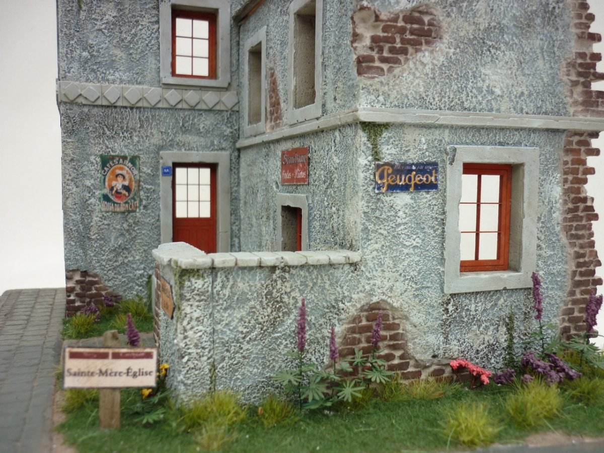 RT-Diorama 35165 Socle de diorama : « Village français » 1/35 – immagine 7