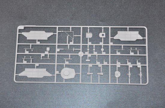 Trumpeter 05335 HMS Roberts Monitor  – immagine 12