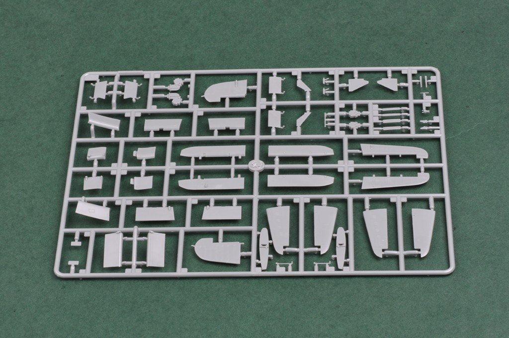 Hobby Boss 80387 F4U-4 Corsair Version tardive (1/48) – image 8