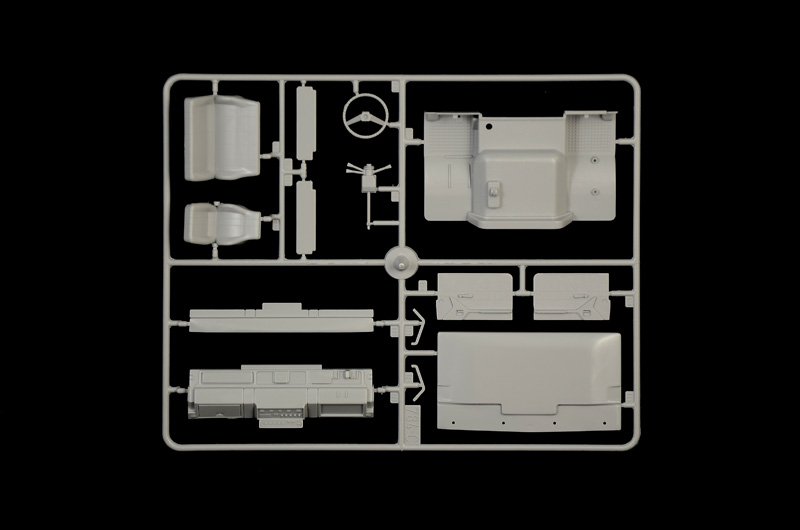 Italeri 3784 IVECO MAGIRUS DLK 26-12 Camion échelle de pompier (1/24) – image 12