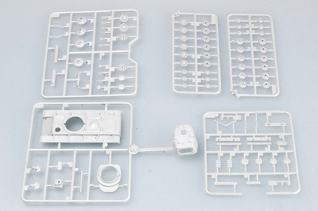 Trumpeter 07231 Russia KV-1 1942 Heavy Cast Turret Tank 1/72 – zdjęcie 4
