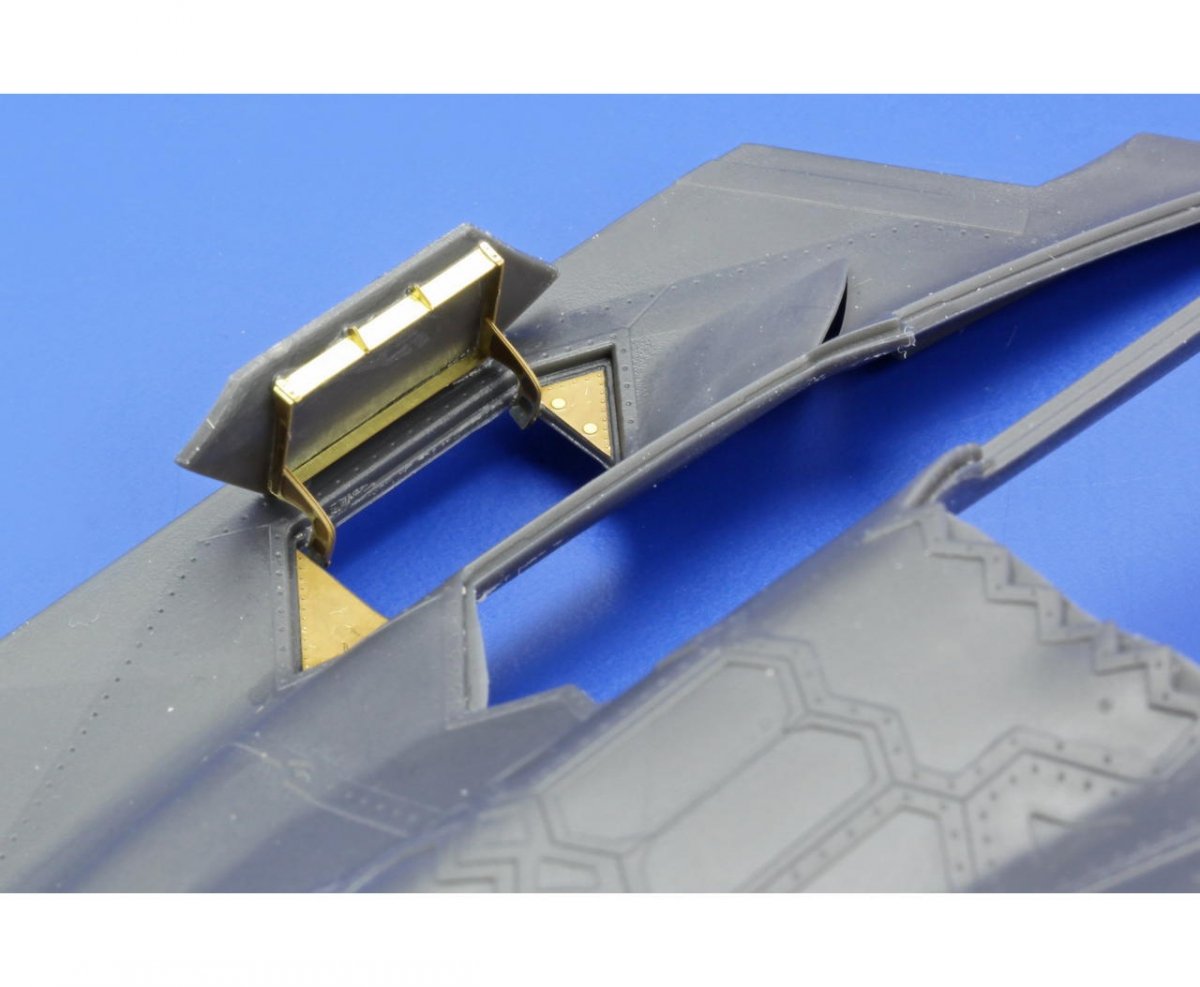 Eduard 48792 F-35B extérieur KITTY HAWK 1/48 – image 2
