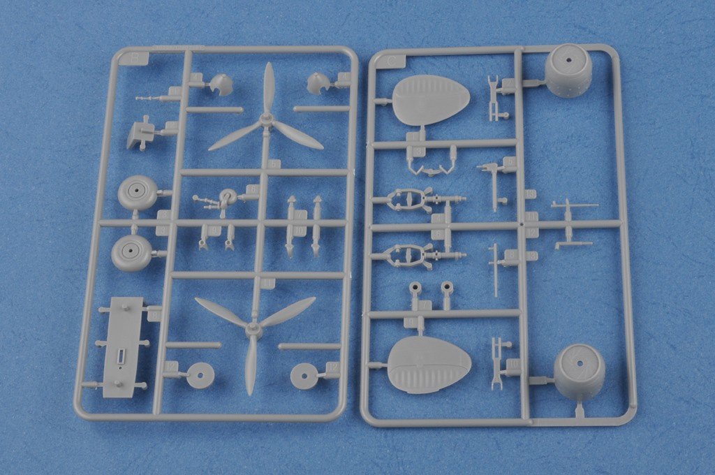 Hobby Boss 80298 Bombardier soviétique Tu-2 (1/72) – image 6