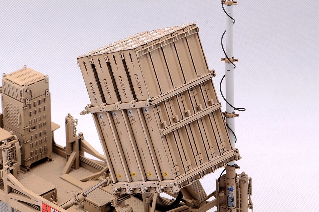 Trumpeter 01092 Iron Dome Air Defense System 1/35 – zdjęcie 13